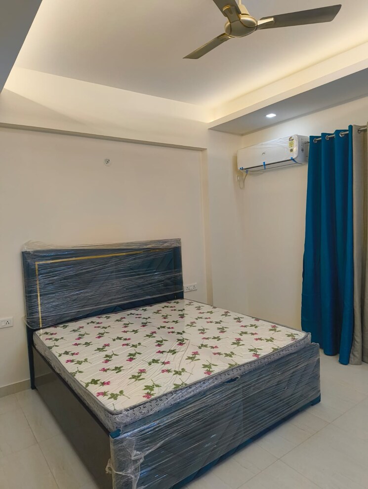 Bedroom, dlf-park-place 3 Bedroom 1975 Sq.Ft. Apartment In Sector 54 Gurgaon 7853643