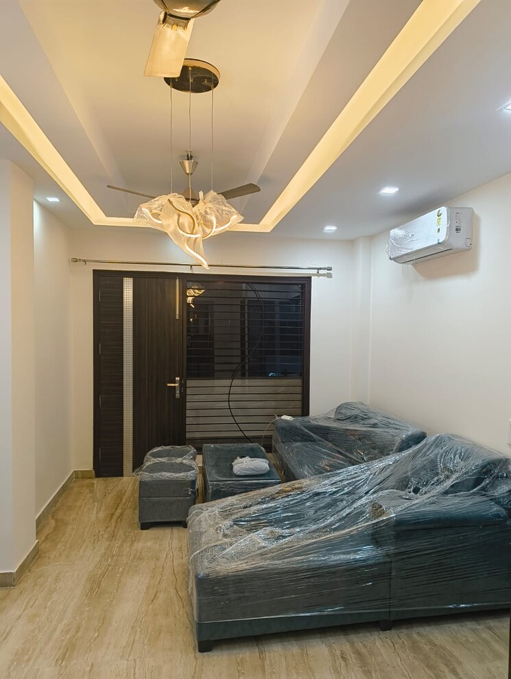 Living Room, dlf-park-place 3 Bedroom 1975 Sq.Ft. Apartment In Sector 54 Gurgaon 7853643