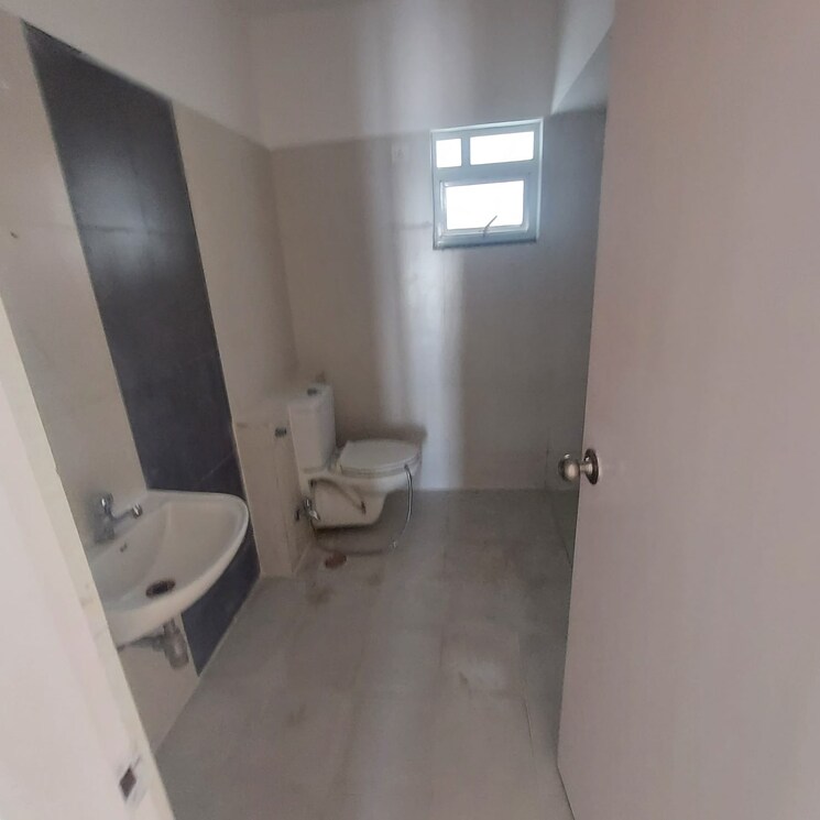 Attached Bathroom, mohammadwadi 3 Bedroom 1700 Sq.Ft. Apartment In Mohammadwadi Pune 7853669