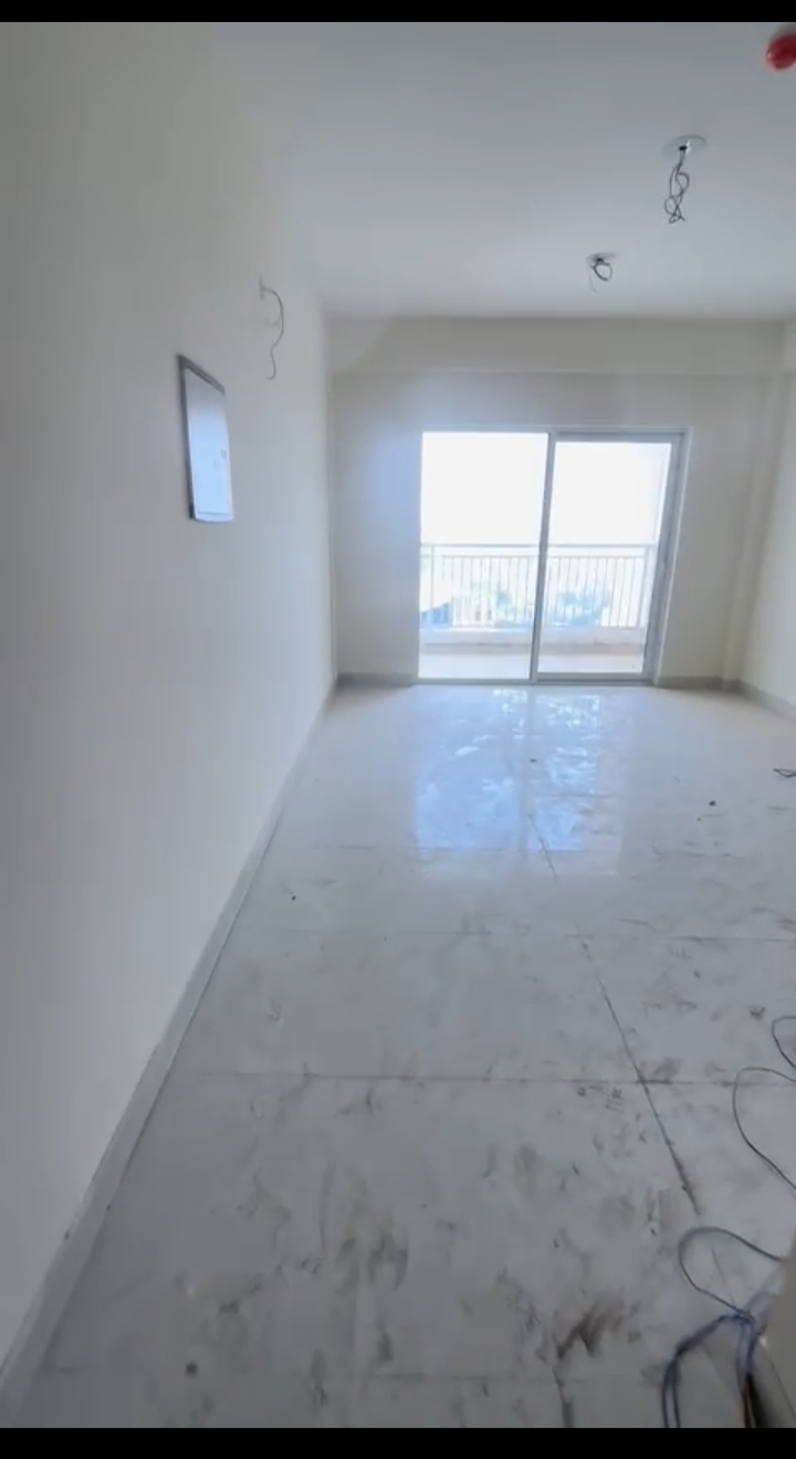 3 BHK + Servant Room Apartment For Sale in VVIP Mangal