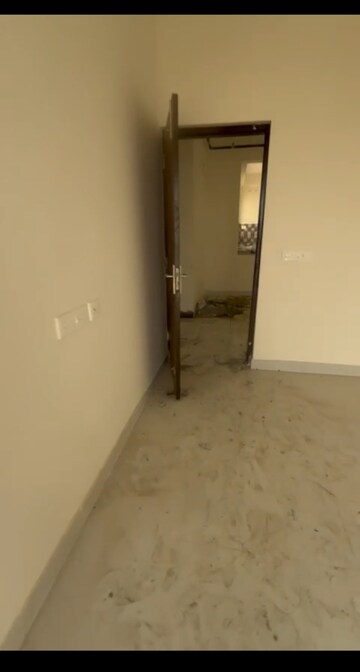 Room in 3 BHK Apartment at VVIP Mangal, Raj Nagar Extension – for Sale