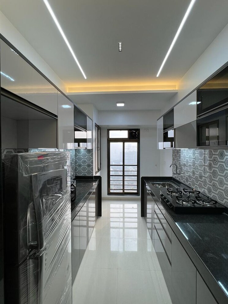  Parking, sanghavi-orchid 1 Bedroom 450 Sq.Ft. Apartment In Mira Road Thane 7853859