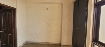Room in 2 BHK Apartment at Mahaluxmi Tower, Dabur Chowk – for Sale