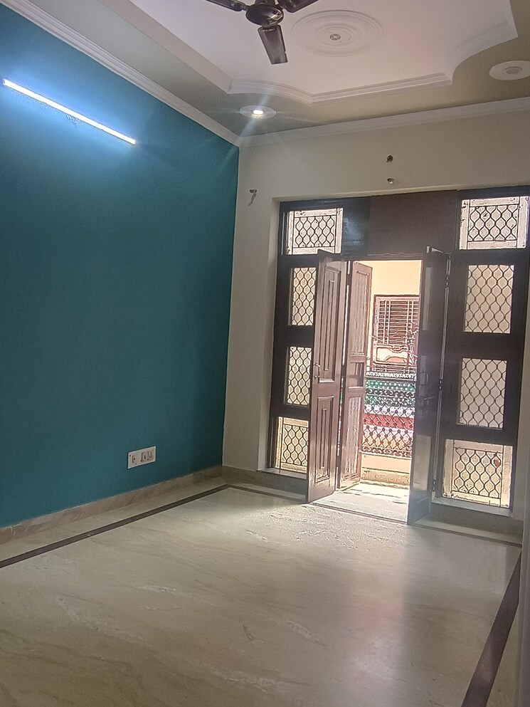 Kitchen, uttam nagar west 2 Bedroom 60 Sq.Yd. Builder Floor In Uttam Nagar West Delhi 7853989