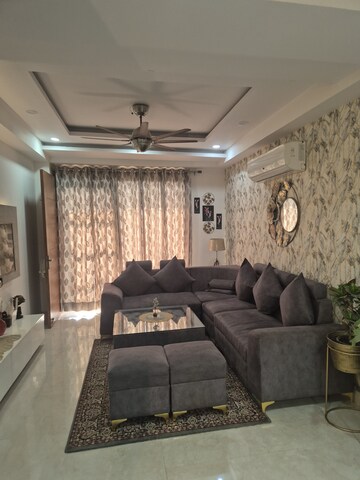 Living Room in 4 BHK Apartment at Ireo Victory Valley, Sector 67 – for Sale