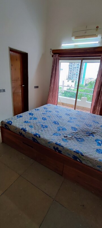 Bedroom in 3 BHK Apartment at Clover Heights, Wanowrie – for Sale