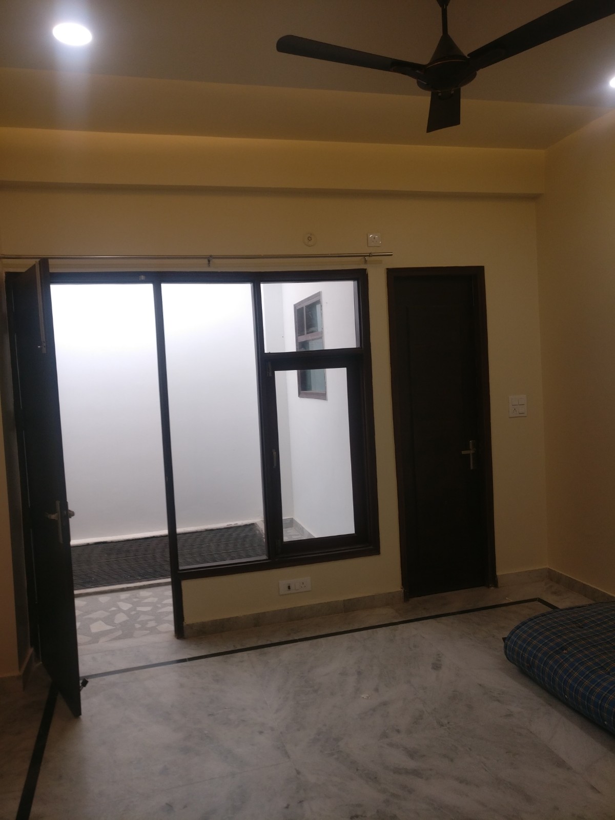 2.5 BHK + Study Room 1425 Sq.Ft. Apartment in Paramount Symphony