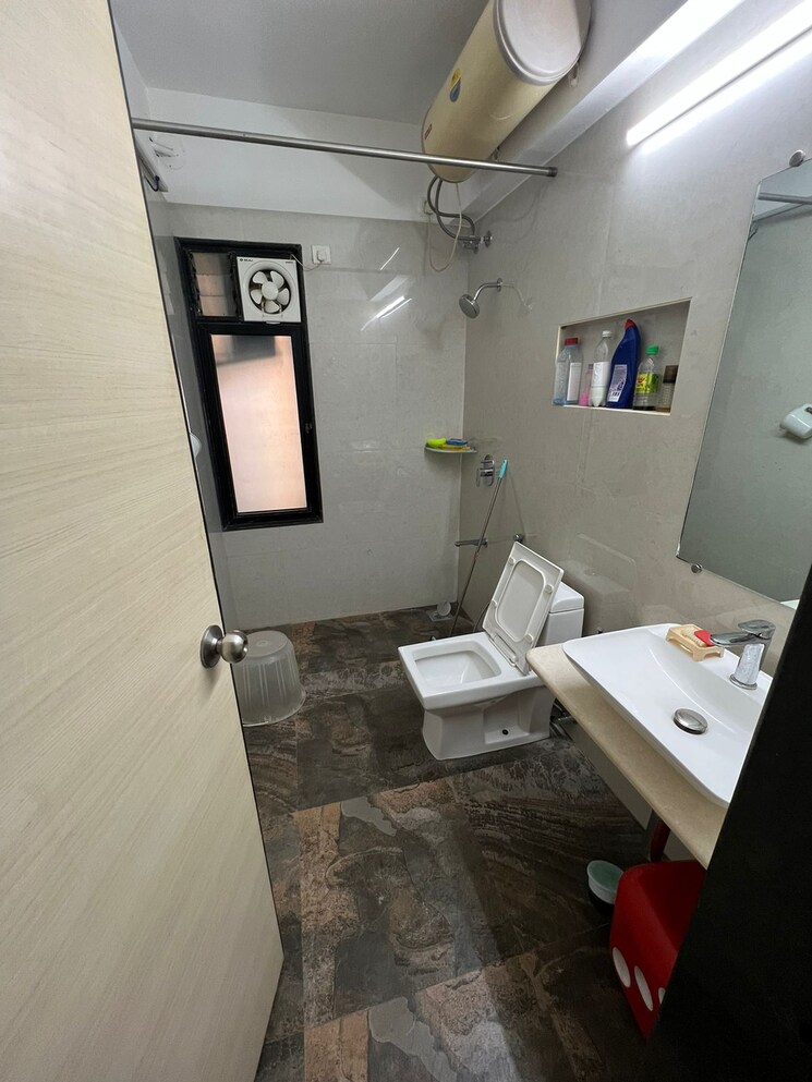Attached Bathroom, celestia-spaces 2 Bedroom 840 Sq.Ft. Apartment In Sewri Mumbai 7854331