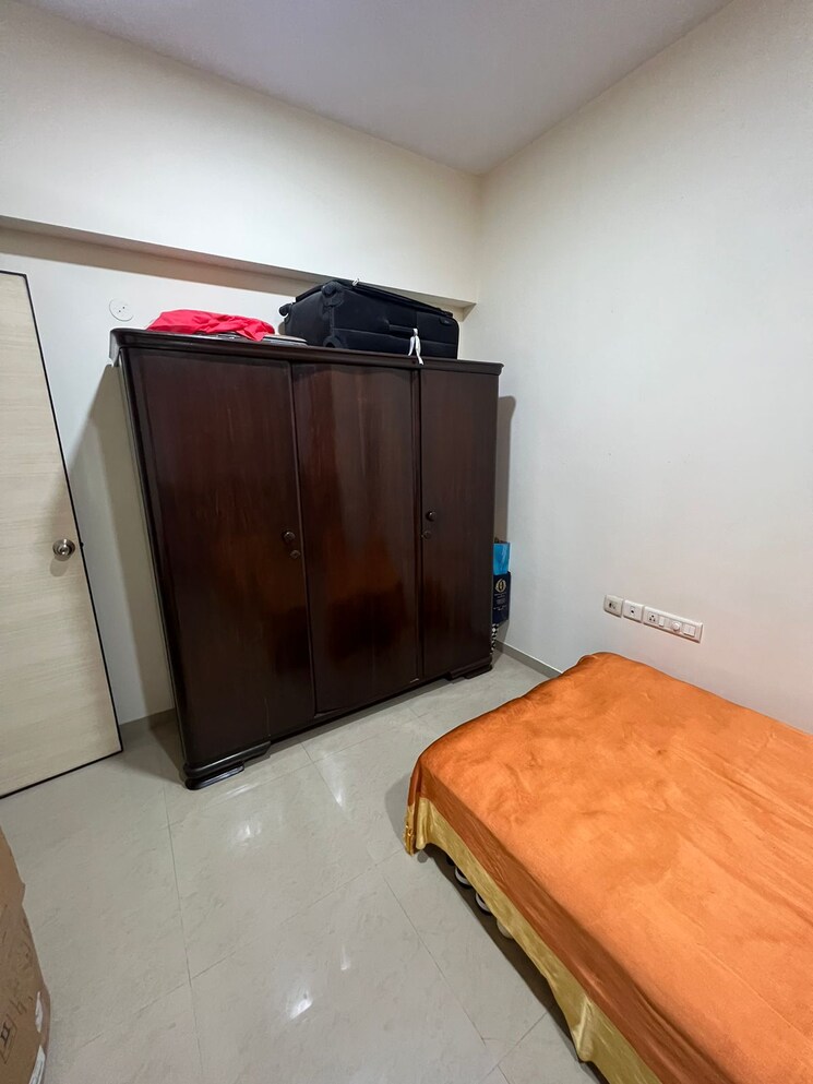 Room, l-t-crescent-bay-t2 2 Bedroom 788 Sq.Ft. Apartment In Parel Mumbai 7854347