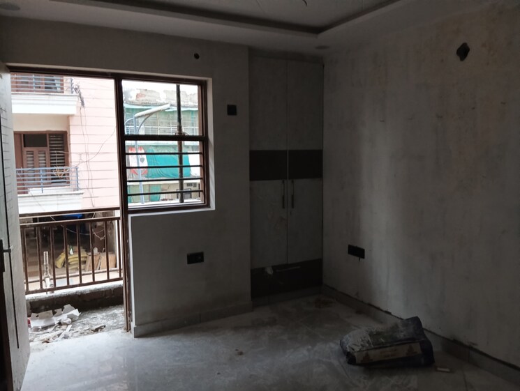 Room, rps-palm-drive 3 Bedroom 125 Sq.Yd. Builder Floor In Sector 88 Faridabad 7854377