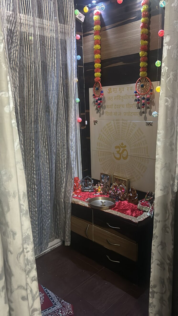 Bedroom, paramount-symphony 2 Bedroom 1120 Sq.Ft. Apartment In Sain Vihar Ghaziabad 7854376