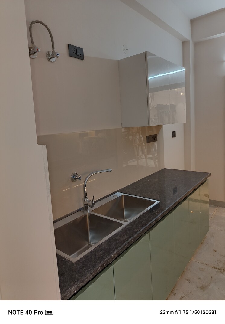 Kitchen, ardee-city 3 Bedroom 240 Sq.Yd. Builder Floor In Sector 52 Gurgaon 7854404