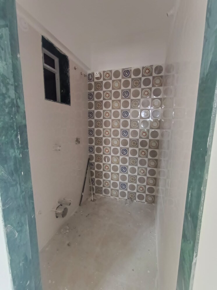 Bathroom, mukund-chs-mulund 1 Bedroom 520 Sq.Ft. Apartment In Mulund East Mumbai 7854766