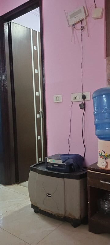 2 BHK Builder Floor For Rent in Maan Heights, Gaur City 1