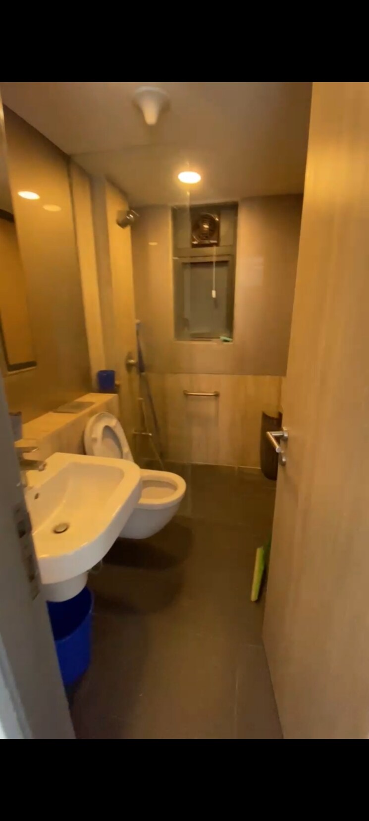 Bathroom, lodha-enchante 1 Bedroom 450 Sq.Ft. Apartment In Wadala Mumbai 7854961