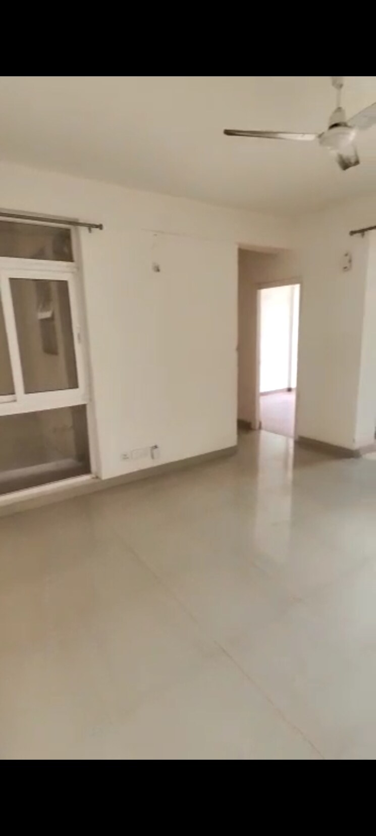 Room, klj-platinum-heights 2 Bedroom 1040 Sq.Ft. Apartment In Sector 77 Faridabad 7855164