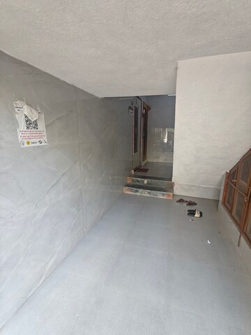 Room in 1 BHK Apartment at Siddhi Krupa Apartment, Bhayandar East – for Sale