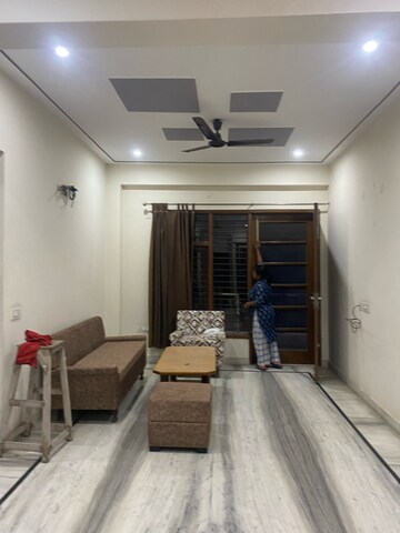 3 BHK Builder Floor For Rent in Sector 23