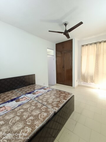 Bedroom in 2 BHK Apartment at Maple Heights, Sector 43 – for Sale