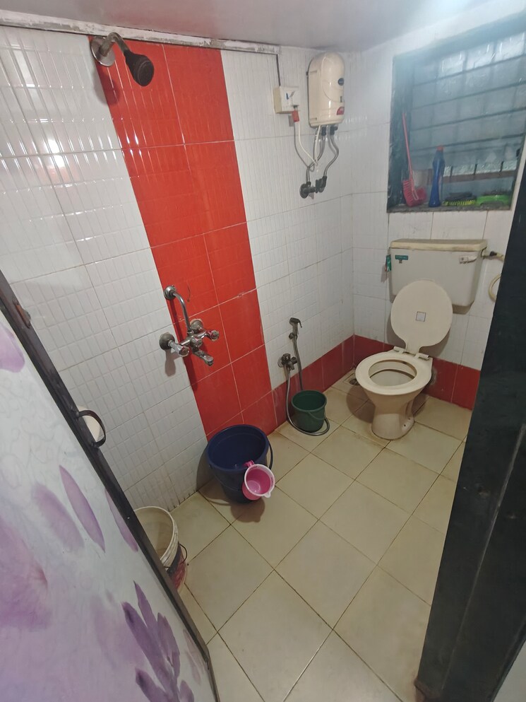 Bathroom, tarabai-laxman-tower 2 Bedroom 895 Sq.Ft. Apartment In Bhayandar East Thane 7855463