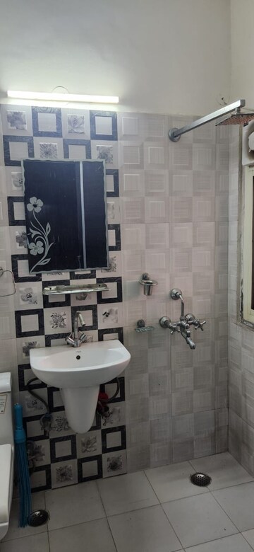 Bathroom in 3 BHK Apartment at Bancourt Apartment, Sector 43 – for Sale