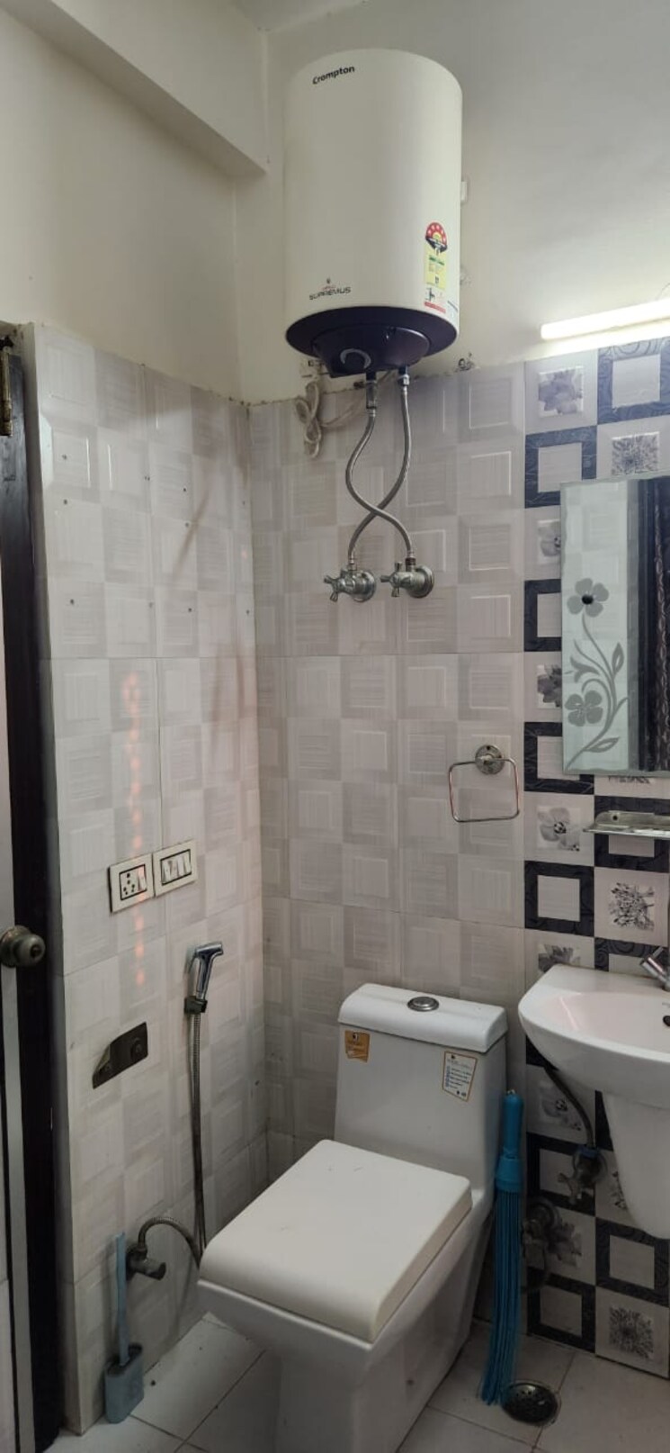Bathroom, bancourt-apartment 3 Bedroom 2250 Sq.Ft. Apartment In Sector 43 Gurgaon 7855533