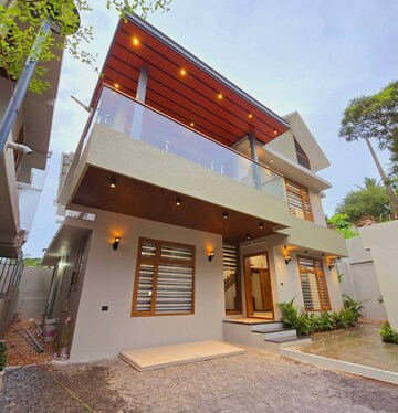 2 BHK Villa – Exterior View View at Ottapalam - for Sale