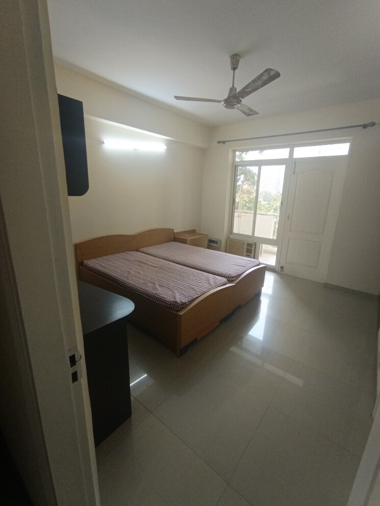 Kitchen, bestech-park-view-spa-next 3 Bedroom 1935 Sq.Ft. Apartment In Sector 67 Gurgaon 7855851