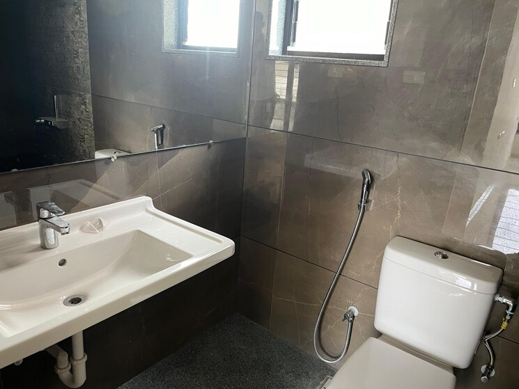 Bathroom, kumar-prospera-hadapsar 3 Bedroom 900 Sq.Ft. Apartment In Hadapsar Pune 7856389