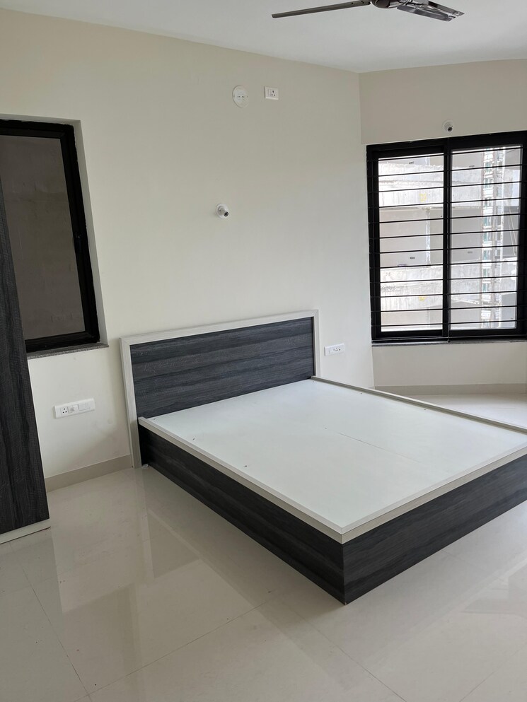 Room, kumar-prospera-hadapsar 3 Bedroom 900 Sq.Ft. Apartment In Hadapsar Pune 7856389