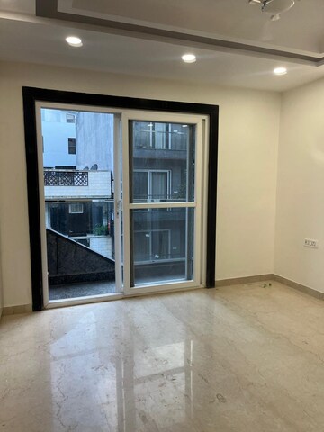 Room in 3 BHK Builder Floor at New Rajinder Nagar – for Rent