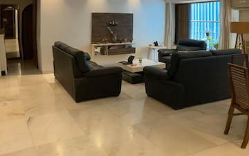 4 BHK Apartment For Sale in Bandra West
