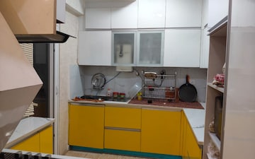 Plot For Sale in Hauz Khas