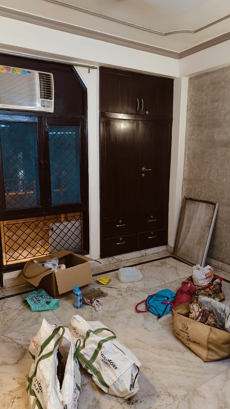 Bedroom, sun-homes 3 Bedroom 1550 Sq.Ft. Builder Floor In Shakti Khand Iii Ghaziabad 7856797