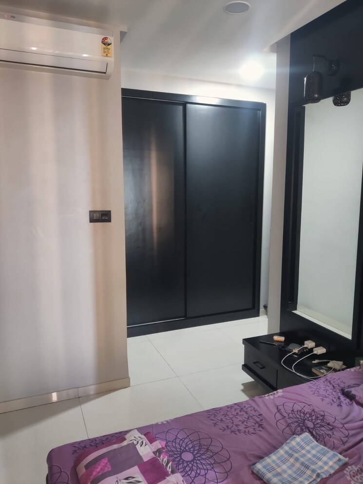 Bedroom, rustomjee-urbania 2 Bedroom 831 Sq.Ft. Apartment In Majiwada Thane 7856815