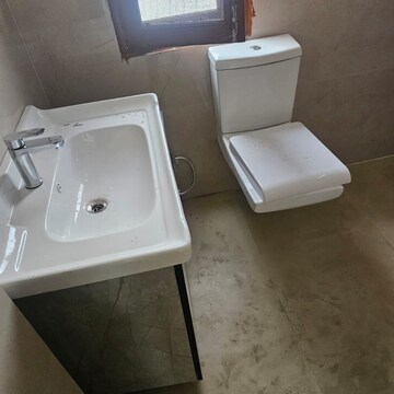 3 BHK Apartment For Rent in Lake View Complex, Kishanpura