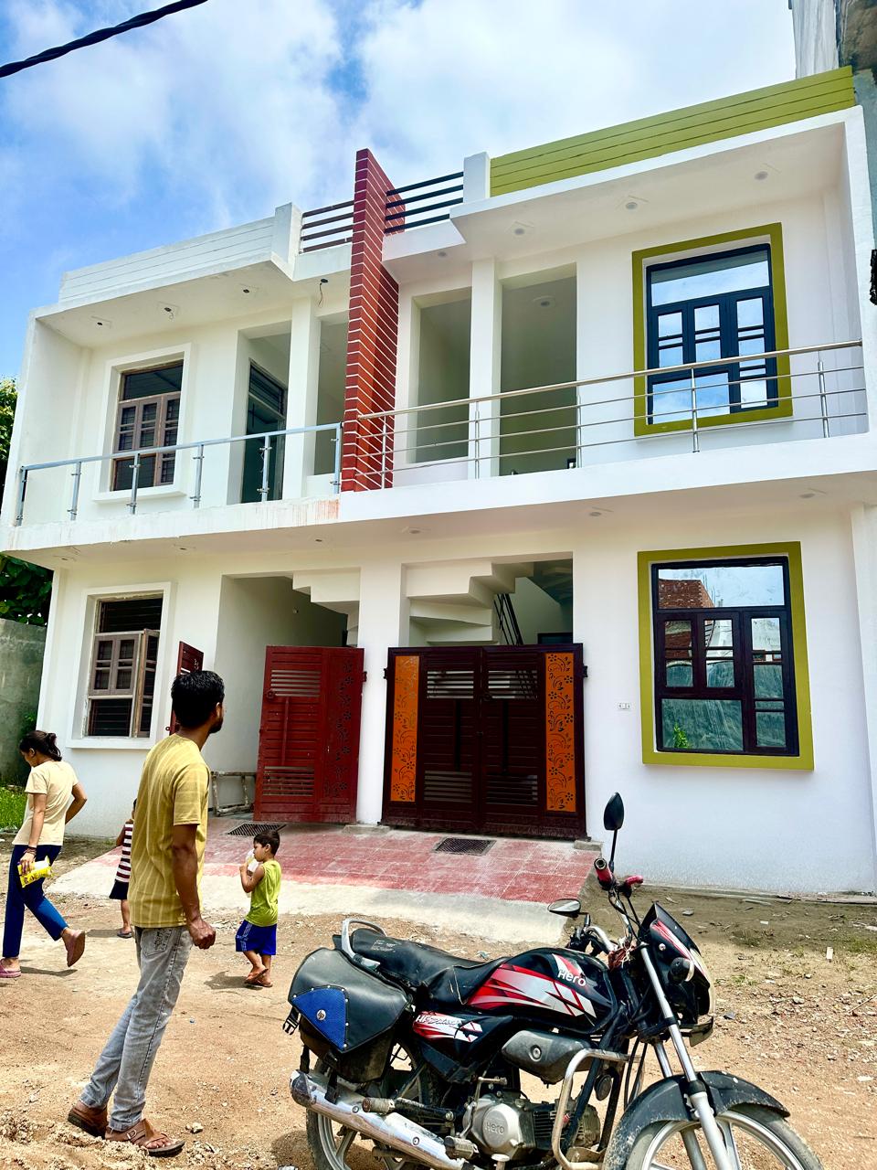 2.5 BHK + Pooja Room,Servant Room,Study Room,Extra Room Villa For Sale in Newly Construction Makan 