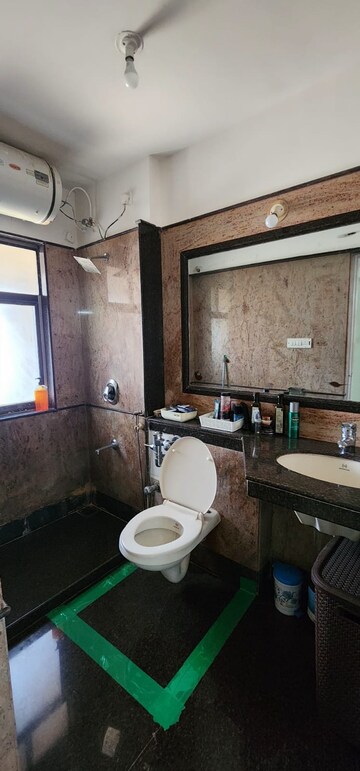 Bathroom in 2 BHK Apartment at Satellite Tower, Goregaon East – for Sale