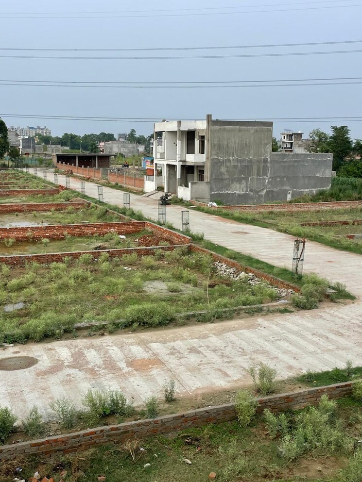 Garden, faizabad road  1000 Sq.Yd. Plot In Faizabad Road Lucknow 7857030