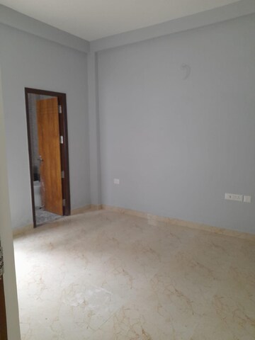 2 BHK Villa For Rent in Solitaire Royal Jhalwa Allahabad  7857044