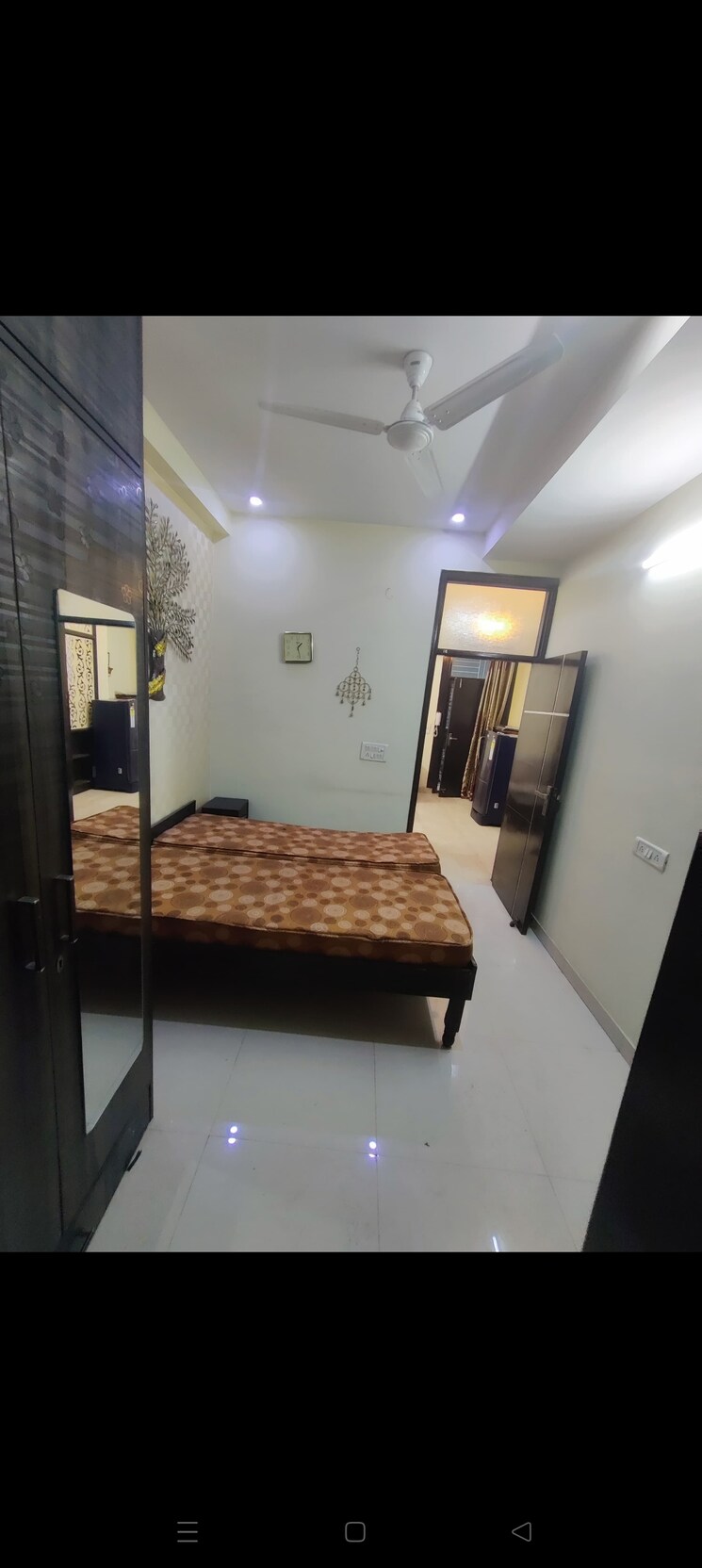 Bedroom, sun-homes 2 Bedroom 950 Sq.Ft. Builder Floor In Shakti Khand Iii Ghaziabad 7857184