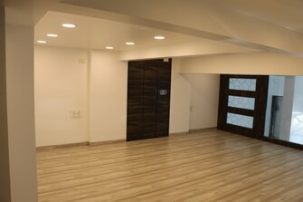 Commercial Showroom 2100 Sq.Ft. For Resale in Marine Drive Mumbai  7857226