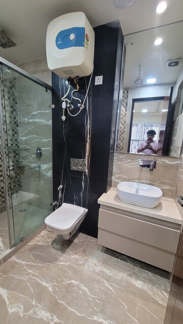 Bathroom in 4 BHK Builder Floor at Anand Vihar – for Sale