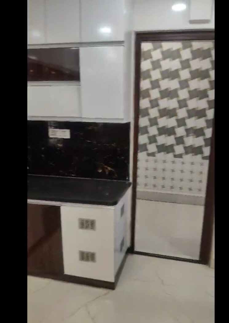 Bathroom, kpg-raj-villas 5 Bedroom 2744 Sq.Ft. Villa In Morta Ghaziabad 7857313