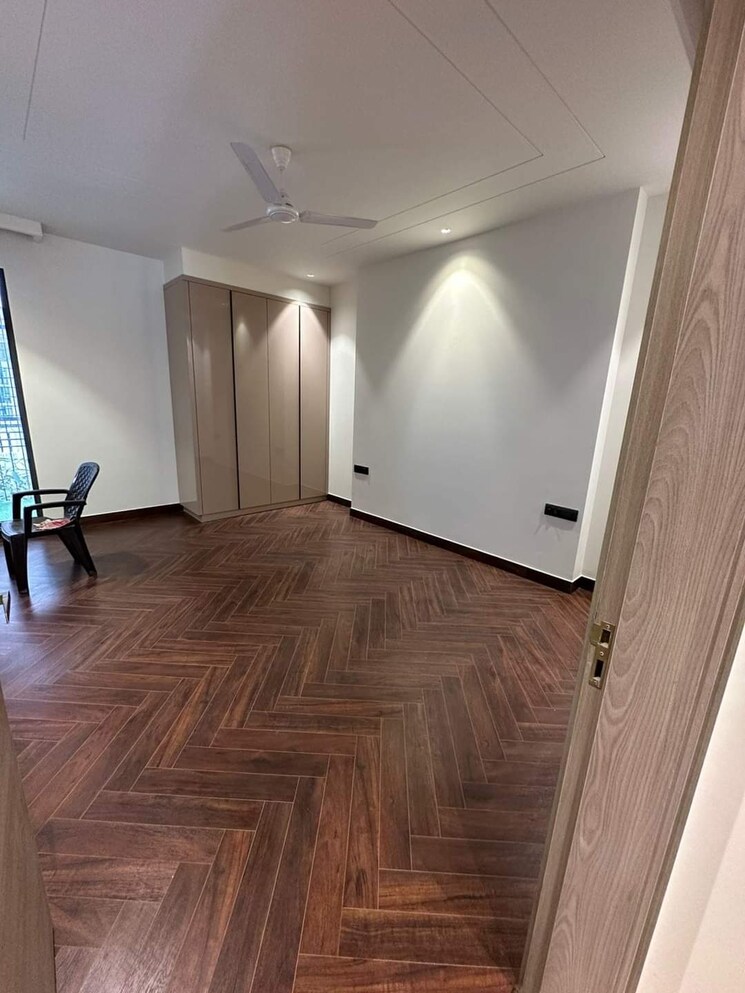 Room, ansal-plaza-sector-23 3 Bedroom 3400 Sq.Ft. Builder Floor In Sector 23 Gurgaon 7857356