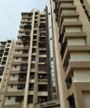 2 BHK Apartment For Rent in HDIL Dheeraj Residency Goregaon West Mumbai  7857631