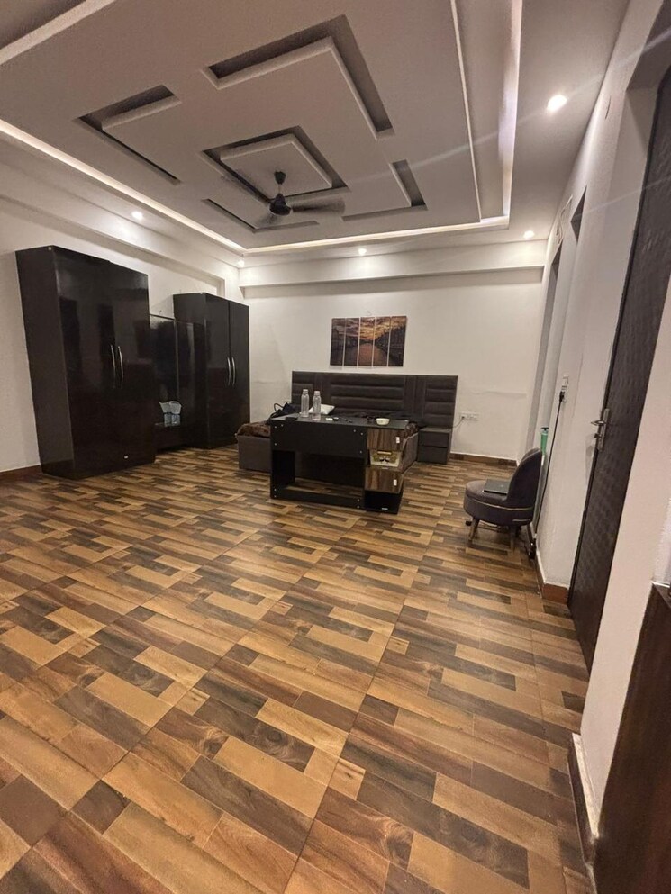  Parking, raheja-atlantis 3 Bedroom 2350 Sq.Ft. Apartment In Sector 31 Gurgaon 7857664