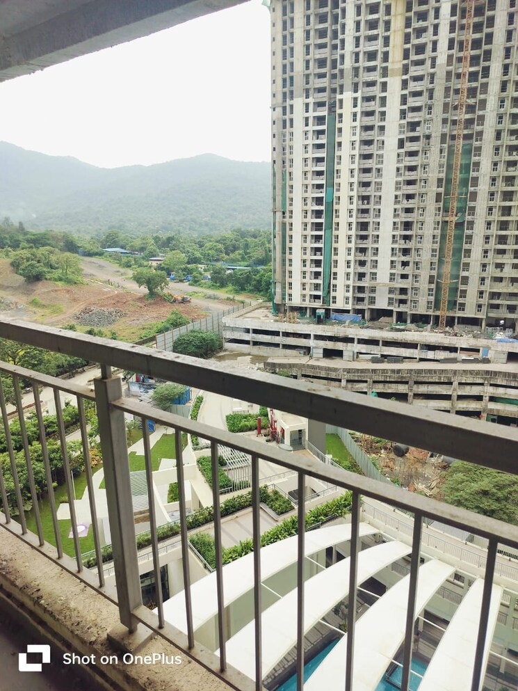 Balcony, godrej-emerald 3 Bedroom 1033 Sq.Ft. Apartment In Ghodbunder Road Thane 7857671