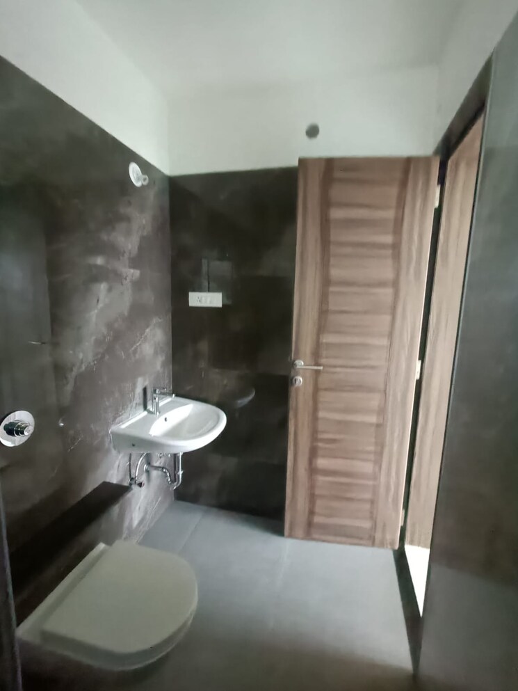 Bathroom, vidya-vihar 2 Bedroom 1053 Sq.Ft. Apartment In Manjri Budruk Pune 7857672