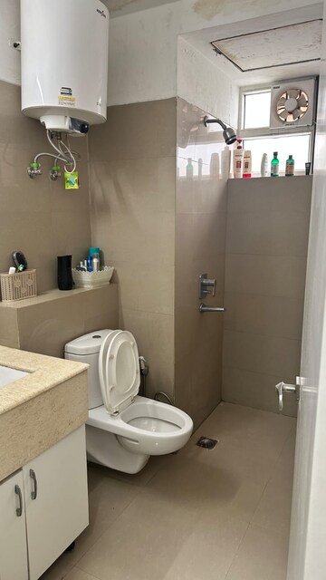 Bathroom in 4 BHK Apartment at Central Park I, Sector 42 – for Sale